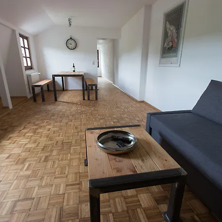 Felsenhaeuschen *