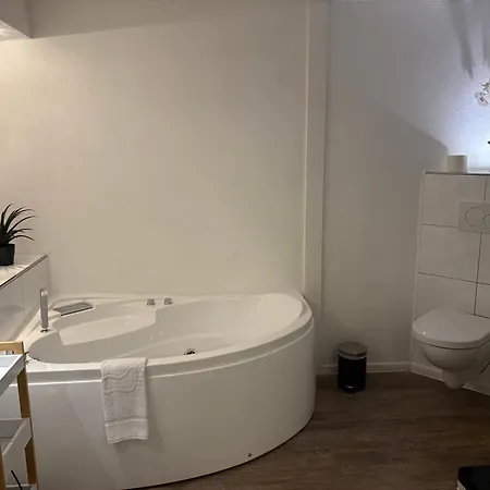 Felsenhaeuschen * Monschau