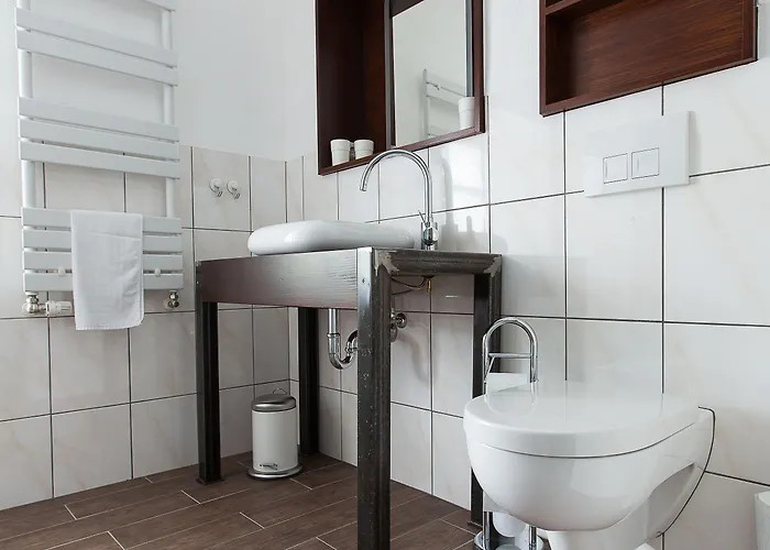 Felsenhauschen * Montjoie