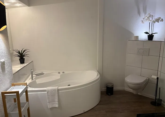 Felsenhaeuschen * Monschau